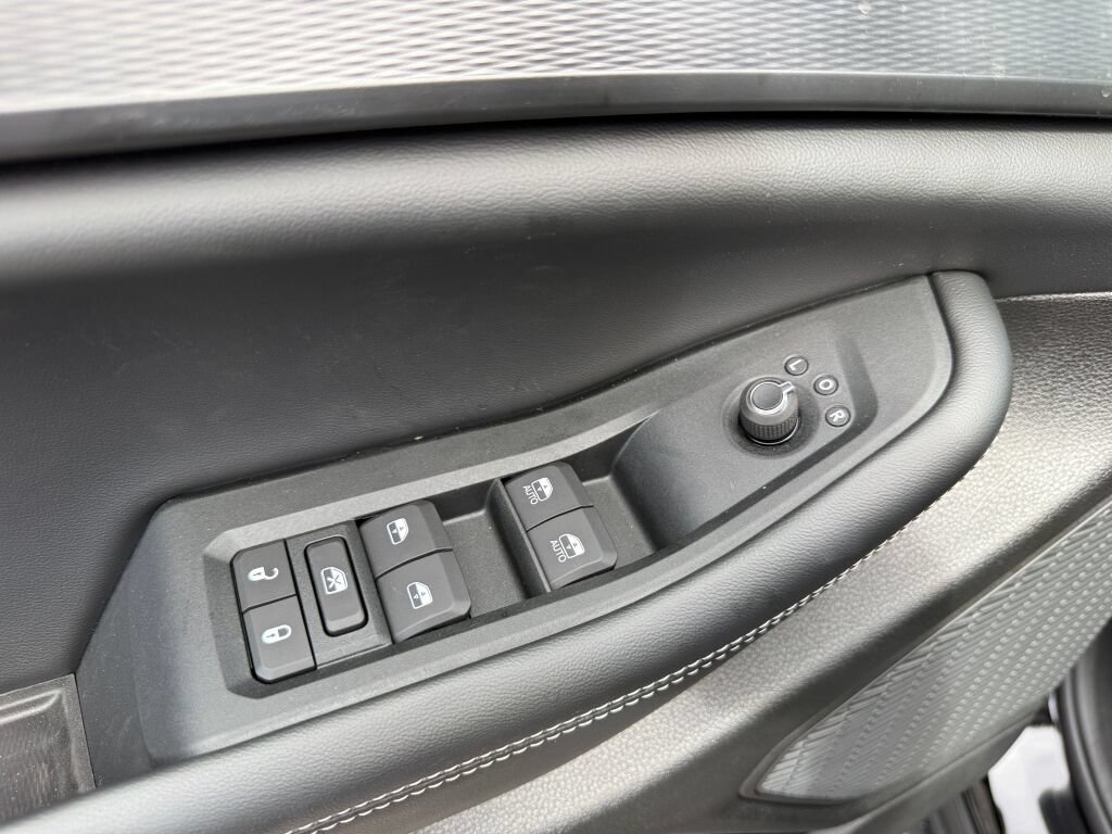 New 2027 Jeep Grand Cherokee Laredo AWD/4WD image 18