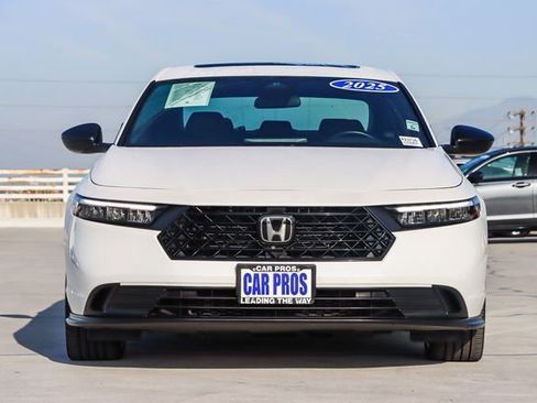 Used 2025 Honda Accord Sport image 4