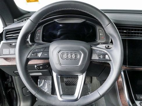 Used 2023 Audi Q8 Premium Plus w/ Premium Plus Package image 9