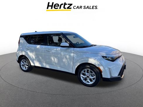 Used 2025 Kia Soul LX w/ LX Technology Package image 1