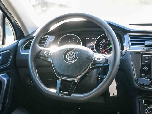 Used 2021 Volkswagen Tiguan S image 16