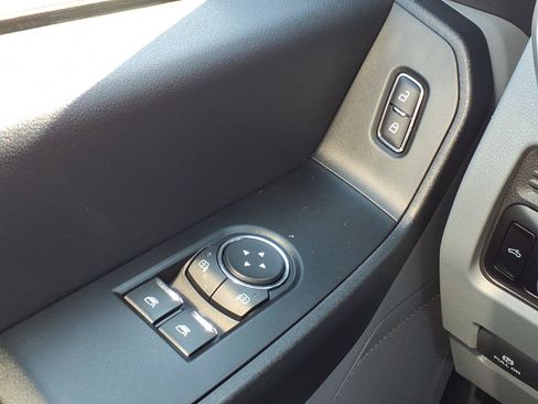 Used 2024 Ford F250 XL RWD image 14