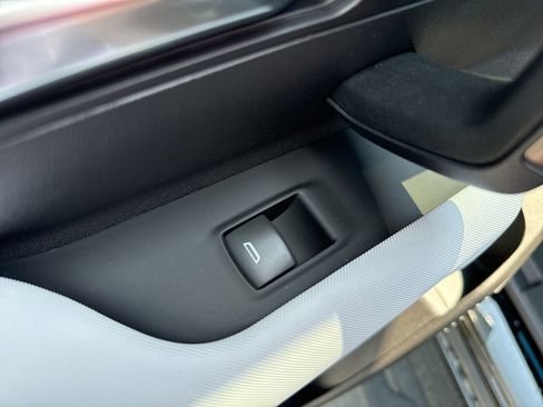 New 2025 GMC Hummer EV 2X w/ LPO, Dark Essentials Package image 45