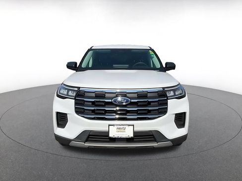 Used 2026 Ford Explorer Active AWD/4WD image 4