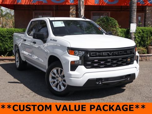 Used 2024 Chevrolet Silverado 1500 Custom image 2