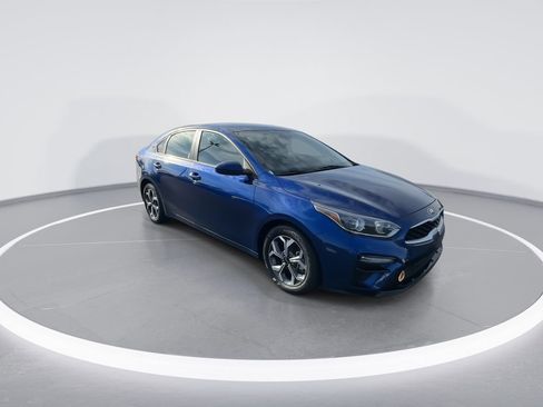 Used 2021 Kia Forte LXS FWD image 2