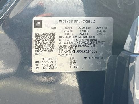 Used 2019 GMC Acadia Denali w/ Technology Package AWD/4WD image 33