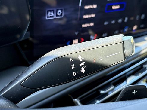 New 2026 Chevrolet Traverse LT w/ Midnight/Sport Edition image 20