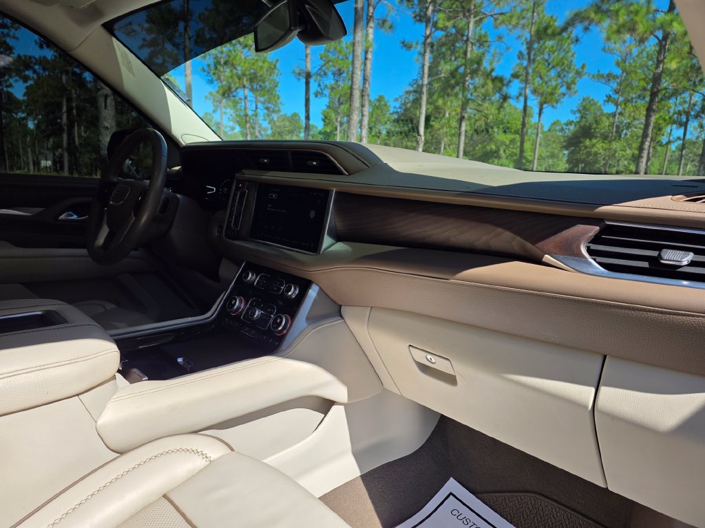 Used 2022 GMC Yukon Denali RWD image 28