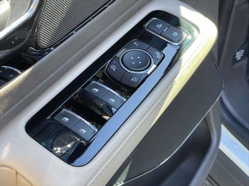 Used 2022 Lincoln Aviator Reserve w/ Elements Package Plus image 16