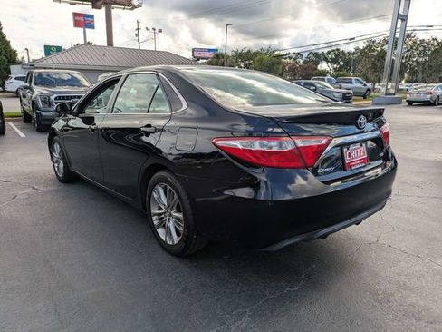 Used 2016 Toyota Camry SE FWD image 7