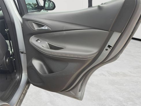 Used 2023 Buick Encore GX Select w/ Safety Package II FWD image 17