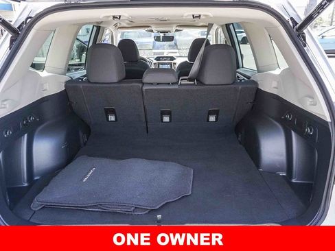 Used 2024 Subaru Forester Premium AWD/4WD image 24