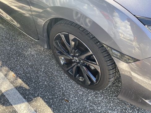 Used 2019 Honda Civic Sport image 7