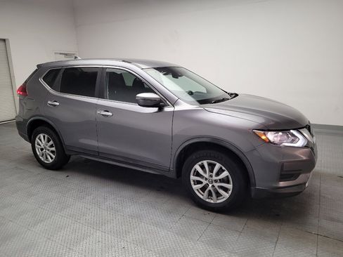 Used 2020 Nissan Rogue SV AWD/4WD image 11