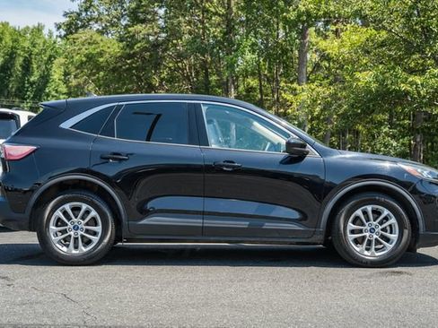 Used 2020 Ford Escape SE FWD image 7