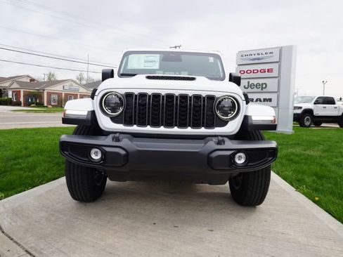 New 2026 Jeep Gladiator Sport image 5