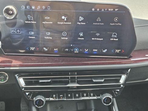 New 2026 Chevrolet Traverse Z71 AWD/4WD image 12
