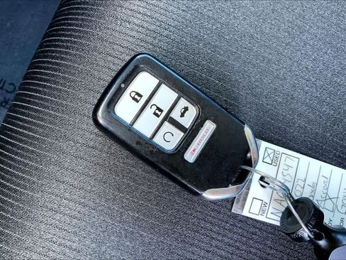Used 2022 Honda Accord LX image 15