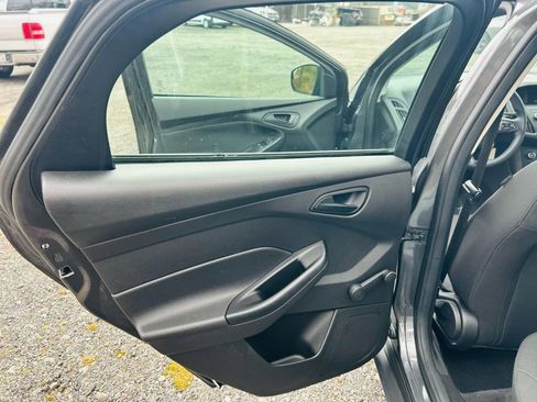 Used 2018 Ford Focus S image 16