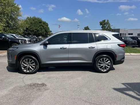 Used 2026 Buick Enclave Preferred FWD image 8