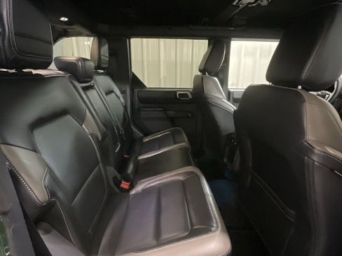 Used 2025 Ford Bronco Outer Banks image 12
