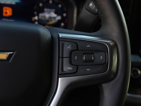 Used 2025 Chevrolet Silverado 3500 LT w/ Safety Package image 29