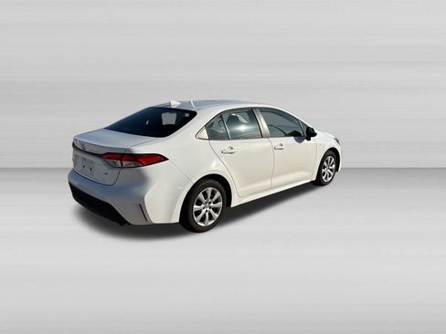 Used 2025 Toyota Corolla LE FWD image 6