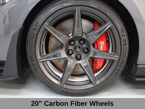 Used 2022 Ford Mustang Shelby GT500 w/ Carbon Fiber Track Pack RWD image 42