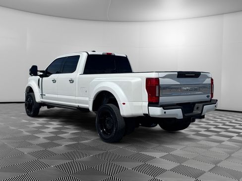 Used 2021 Ford F450 Limited w/ FX4 Off-Road Package AWD/4WD image 6
