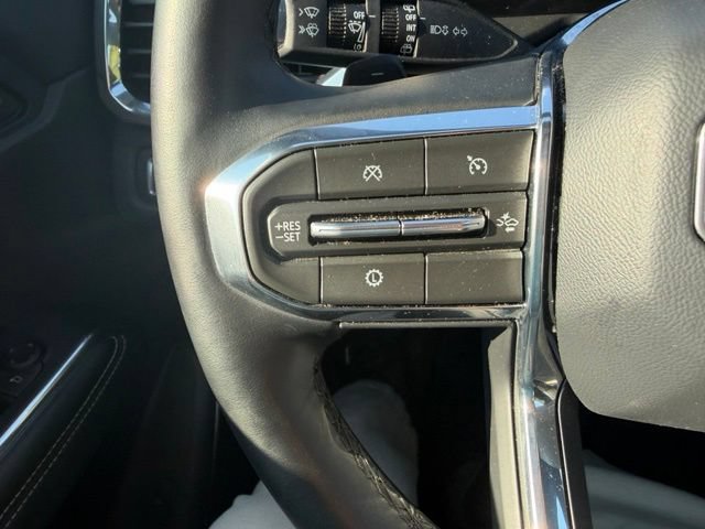 Certified 2026 GMC Acadia Elevation w/ Elevation Premium Package FWD image 26