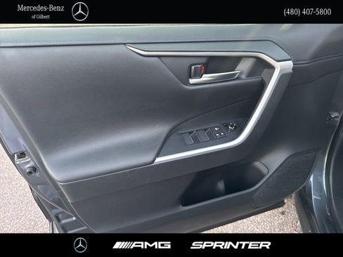 Used 2019 Toyota RAV4 XSE image 11