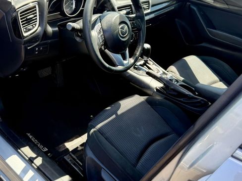 Used 2015 MAZDA MAZDA3 i Touring image 12