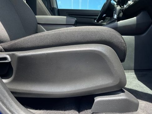 Certified 2025 Honda CR-V EX image 30