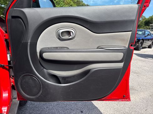 Used 2019 Kia Soul FWD image 23