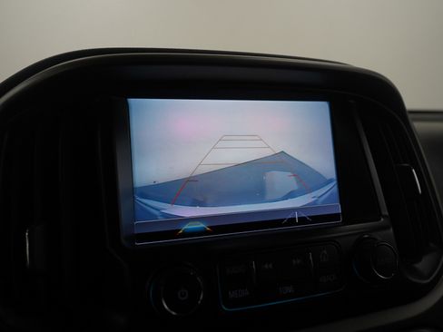 Used 2018 Chevrolet Colorado Z71 w/ Centennial Edition image 29