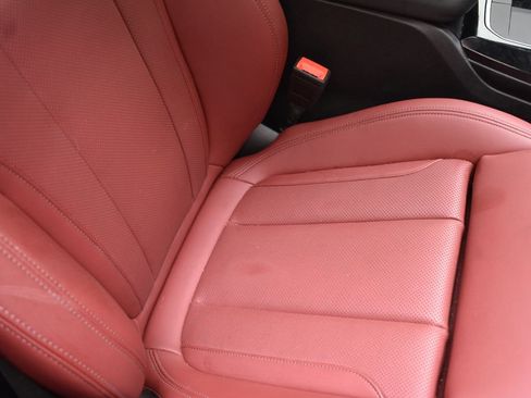 Used 2024 BMW X3 sDrive30i w/ M Sport Package RWD image 22