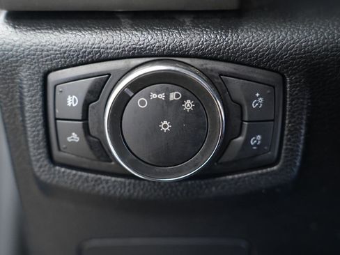 Used 2016 Ford F150 Lariat w/ Equipment Group 502A Luxury AWD/4WD image 22