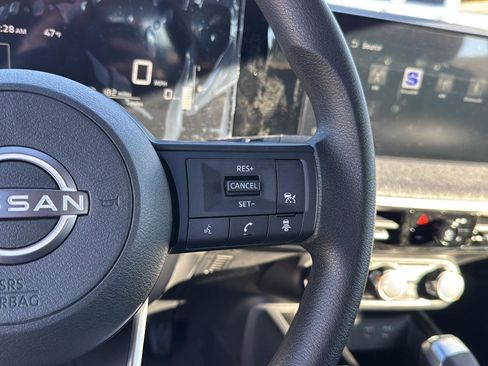 New 2026 Nissan Kicks S image 19