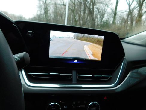 Certified 2025 Chevrolet Trax ACTIV w/ Driver Confidence Package image 10