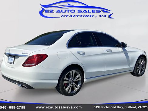 Used 2017 Mercedes-Benz C 300 4MATIC Sedan image 5