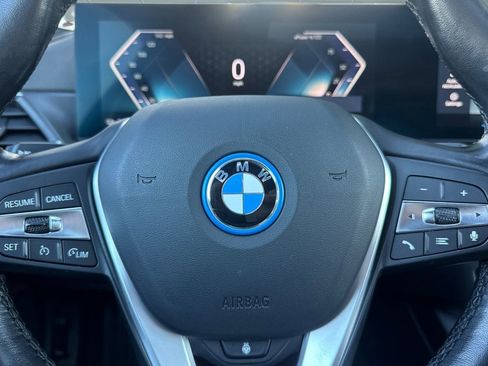 Used 2023 BMW i4 eDrive35 w/ Premium Package image 16