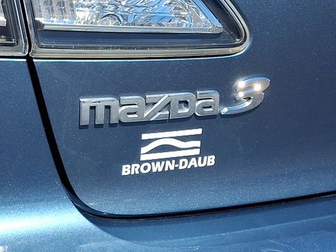 Used 2010 MAZDA MAZDA3 i Sport FWD image 28