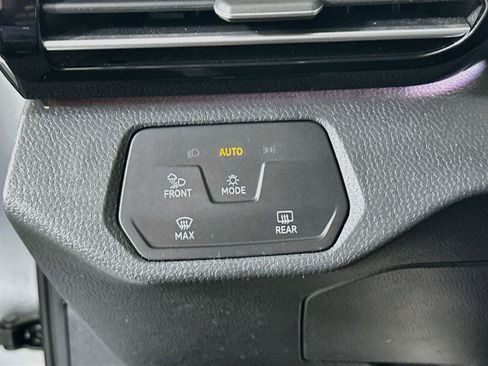 Used 2021 Volkswagen ID.4 Pro S RWD image 16