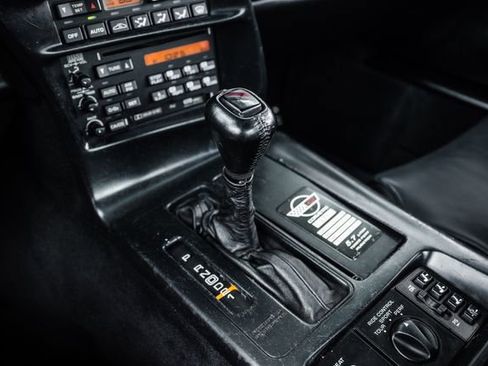 Used 1994 Chevrolet Corvette Coupe RWD image 13