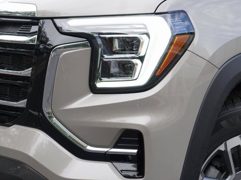 New 2026 GMC Terrain Elevation w/ Technology Package II image 2