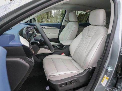 New 2026 Buick Envision Avenir image 15