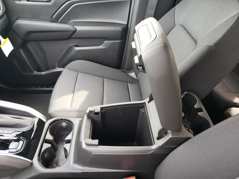 New 2026 Chevrolet Colorado W/T image 24