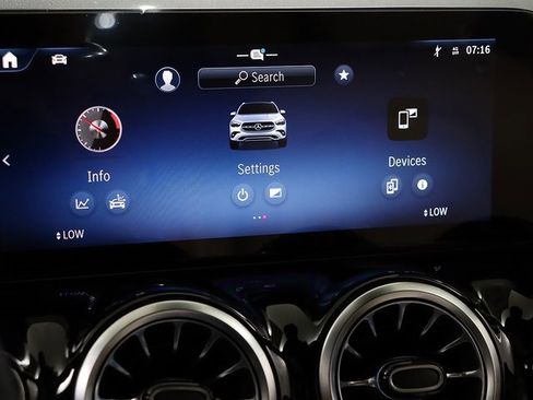 Certified 2026 Mercedes-Benz GLA 250 4MATIC image 18