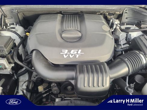 Used 2013 Jeep Grand Cherokee Limited w/ Trailer Tow Group image 22